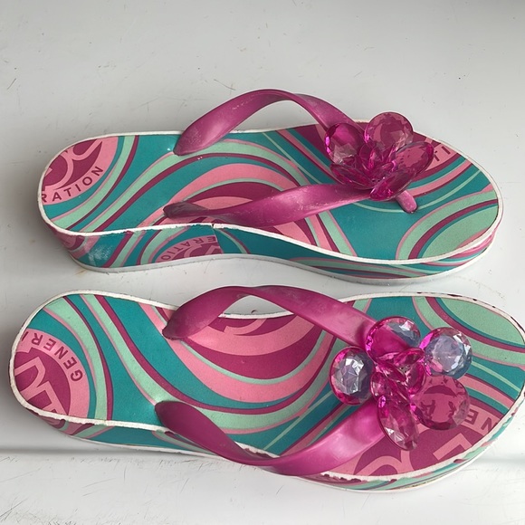BCBGeneration wedge sandals flip-flops pink turquoise flowers women’s size 7 - Picture 5 of 10